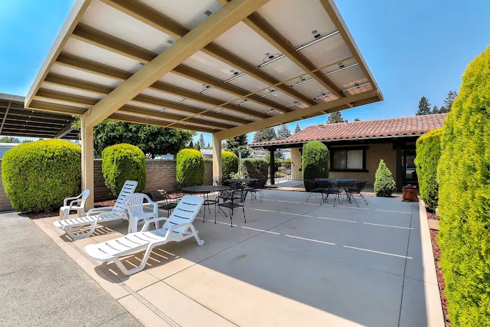 Sunset Estates Mobile Home Park Picture 4