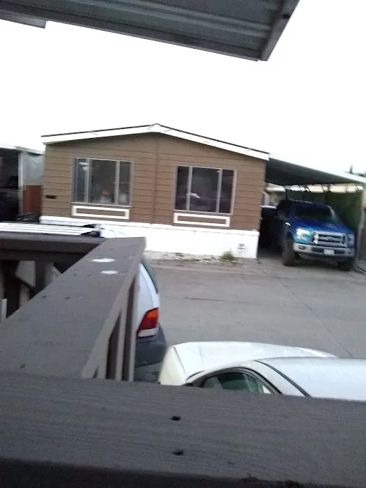 Mission Oaks Mobile Home Park Picture 5