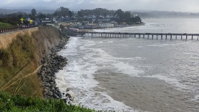 Surf & Sand Mobile Home Park Picture 1