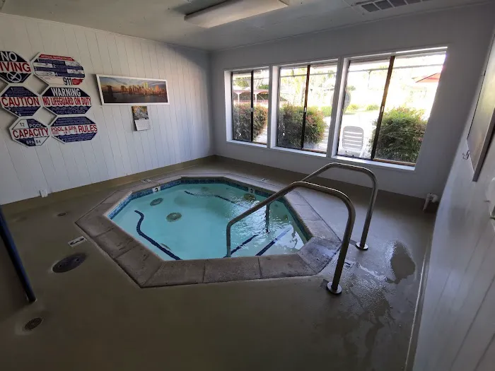 Besaro Mobile Home Community Picture 4