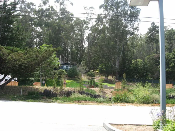 Cabana Holiday RV Park Picture 2
