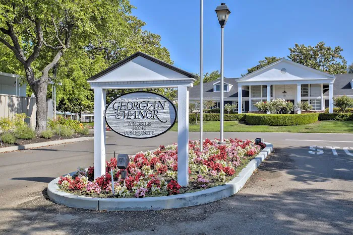 Georgian Manor Mobile COMM Picture 6