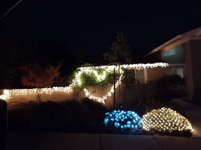 Vineyard Estates Picture 1