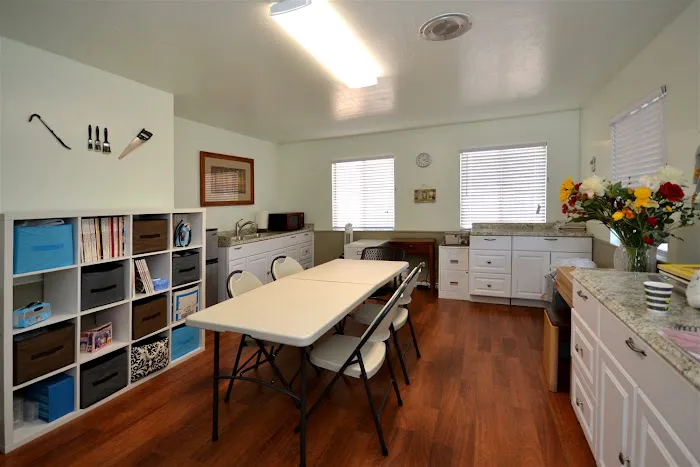 Pleasanton Hacienda Mobile Home Picture 9