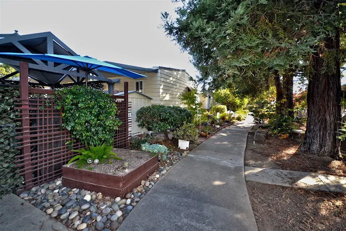 Pleasanton Hacienda Mobile Home Picture 5