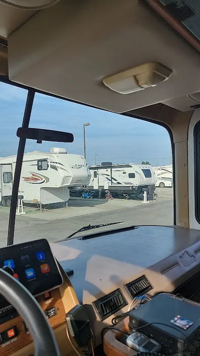 Trailer Villa Picture 10