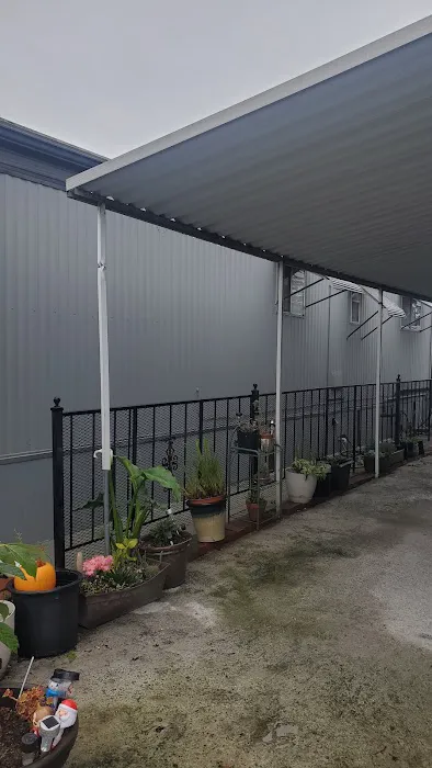 Del Rio Mobile Home Park Picture 5
