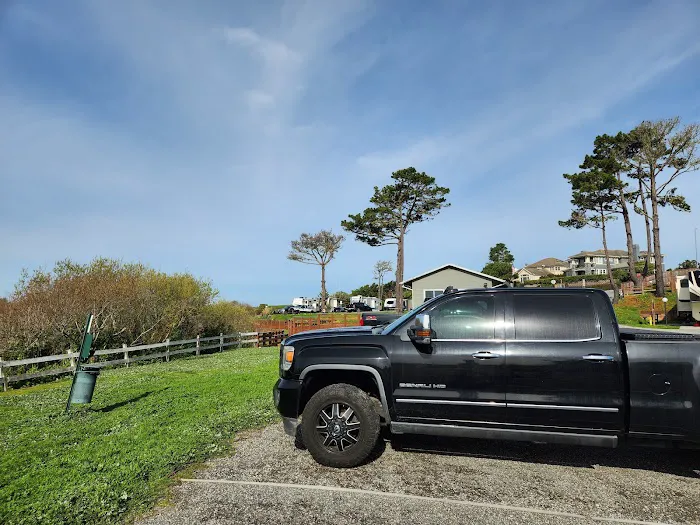 Pelican Point RV Park Picture 9