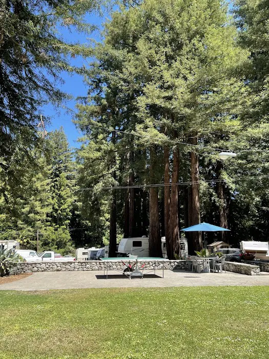 Redwood Resort RV Park Picture 7
