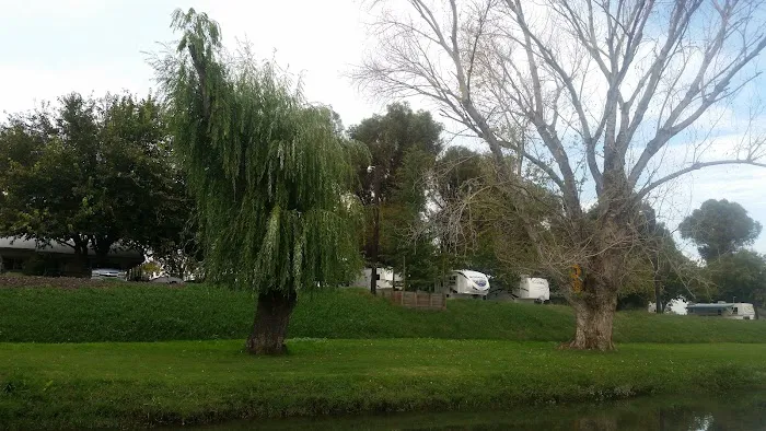 Eddo's Harbor & RV Park Picture 3