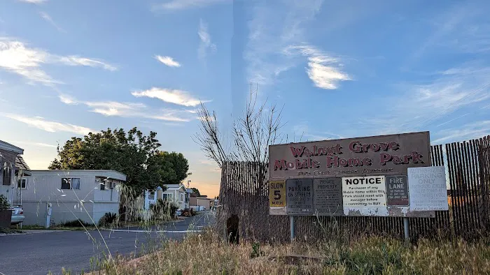 Walnut Grove Mobile Home Park Picture 1
