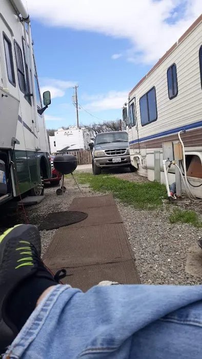 Orchard RV Park Picture 7
