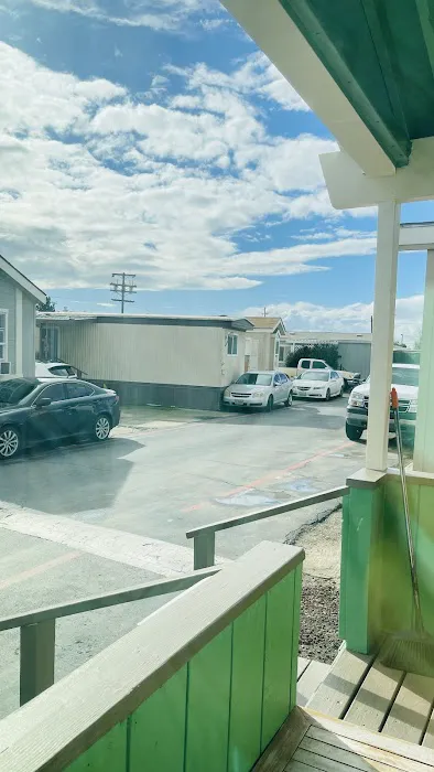 Manteca Mobile Home Park Picture 4