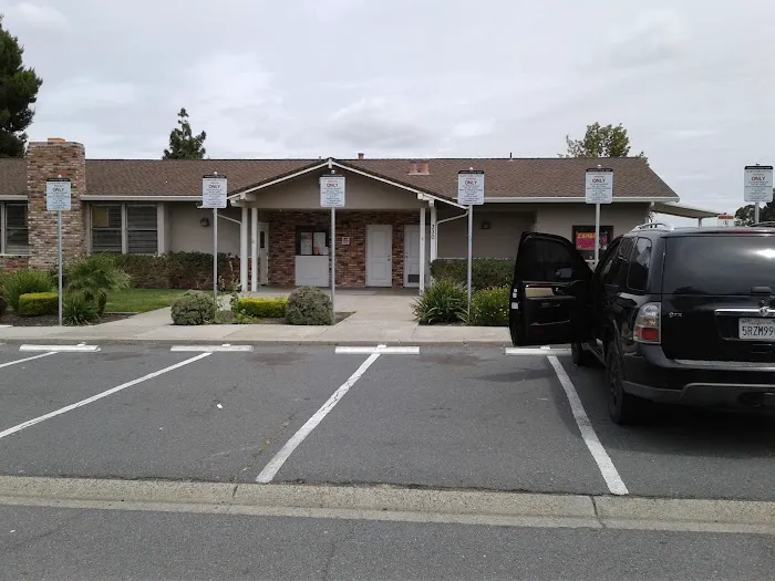 Emerald Cove Mobile Home Park Picture 2