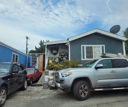 Far Hills Mobile Park