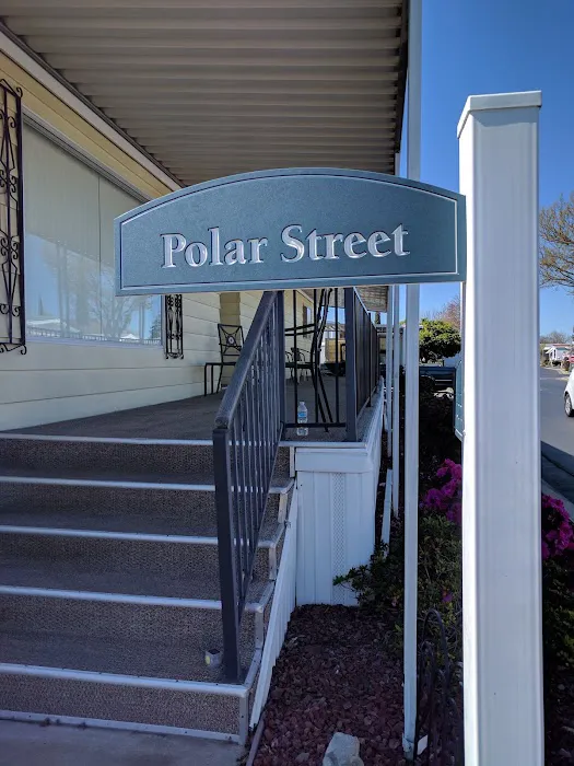 FRIENDLY VILLAGE Picture 1