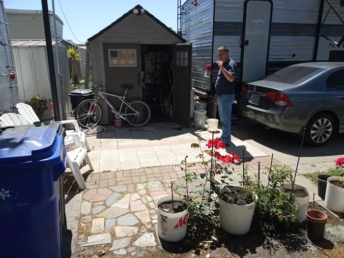 Idle Wheels Picture 4