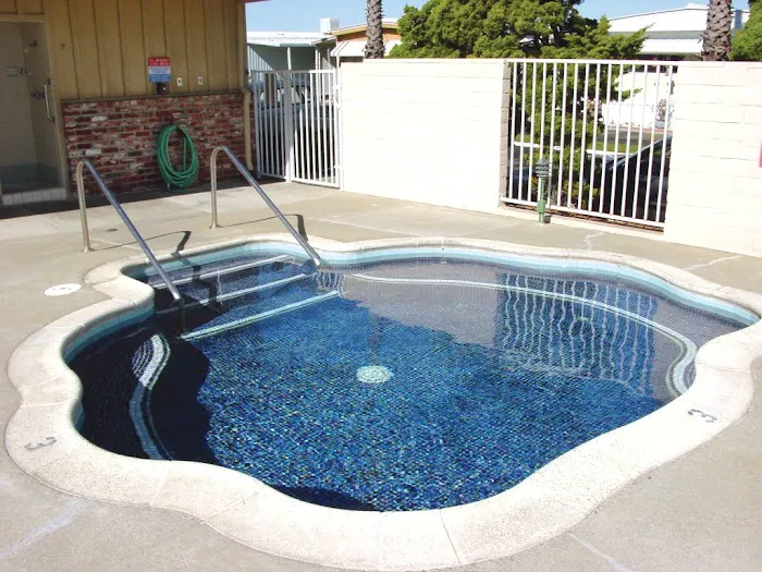 Tara Hills Mobile Manor Picture 3