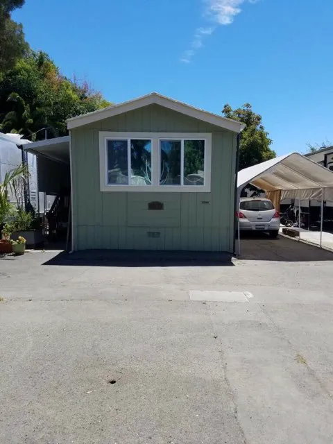 Rodeo Mobile Home & RV Park Picture 9