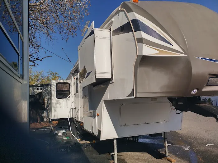 Sunny Acres Mobile Home & RV Park Picture 6