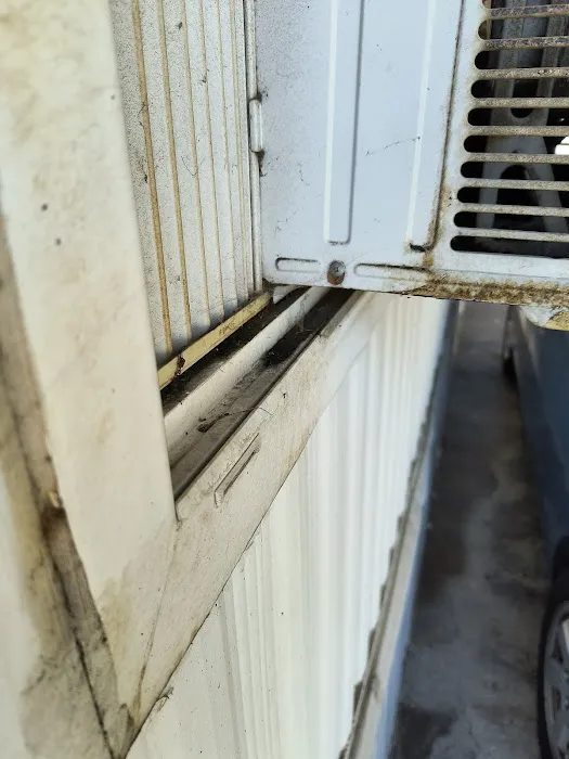 Town & Country Mobile Home Park Picture 10