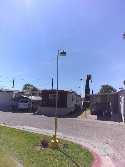 Isleton Trailer Park Picture 7