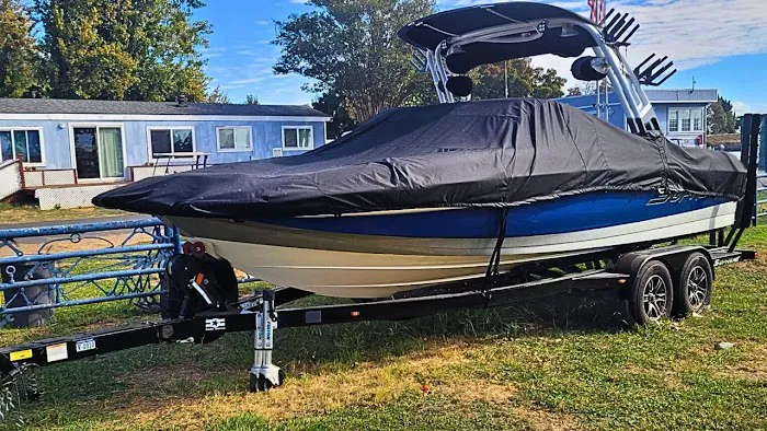 Snug Harbor RV Park & Marina Picture 8