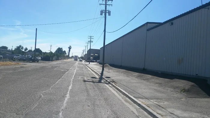 California Trailer Court Picture 2