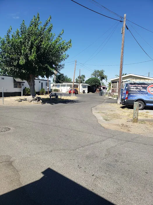 Broad Acres Mobile Home Park Picture 6