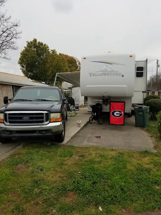 Modesto Mobile Home Park Picture 3