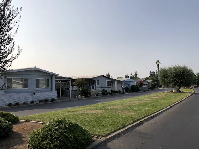 Homewood Village Mobile Home Park Picture 5