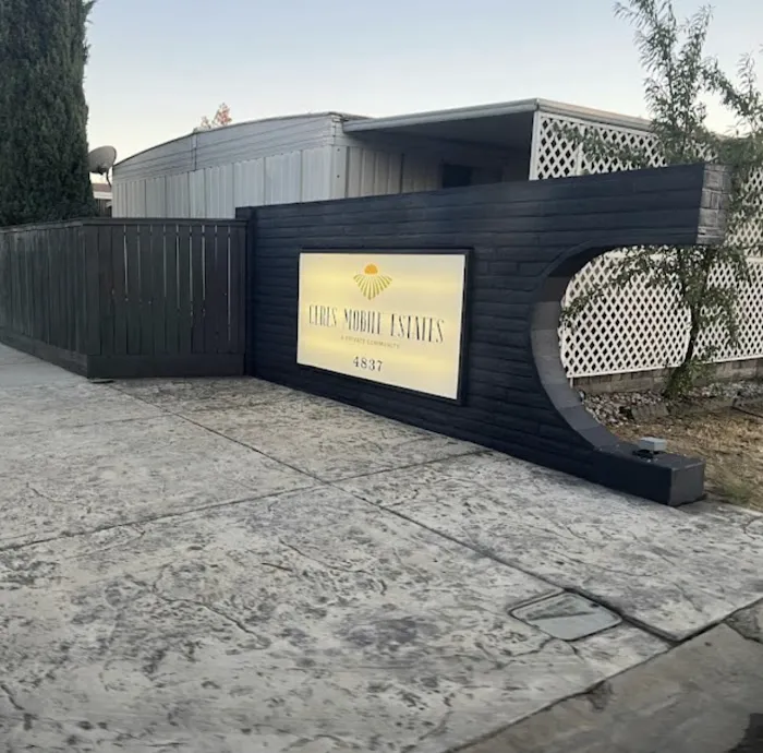 Ceres Mobile Estates Picture 7