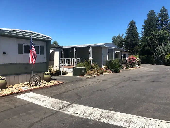 Park Sierra Mobile Home Park Picture 4