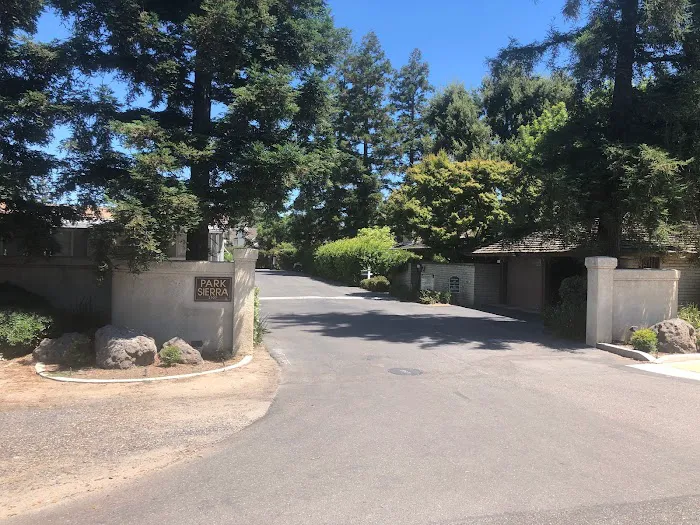 Park Sierra Mobile Home Park Picture 9