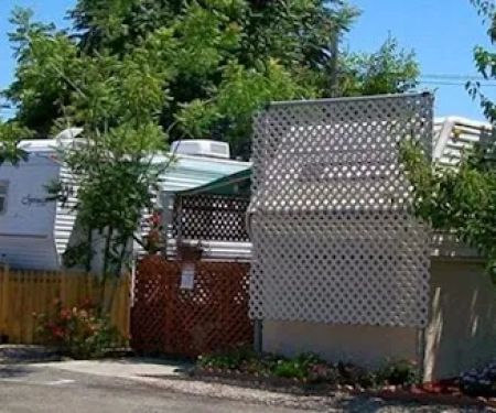 Finnlees Trailer Park