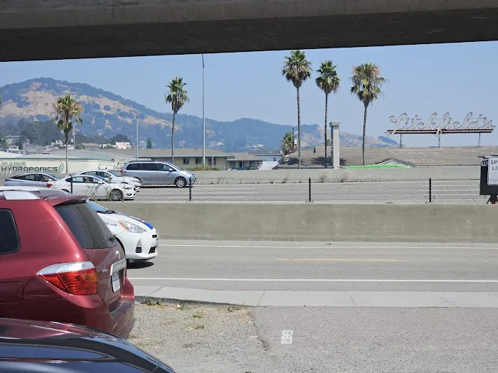 RV Park of San Rafael lo un k Picture 2