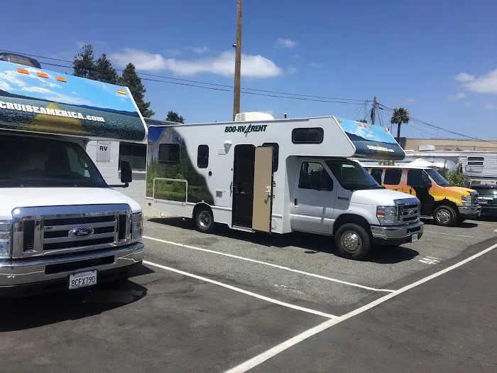Golden Gate Trailer Park Picture 6