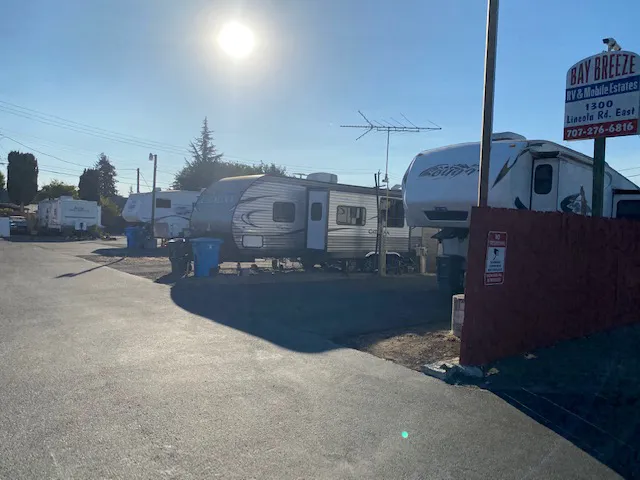 Bay Breeze Rv and Mobile Estates Picture 7