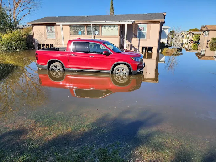 Arbor Mobile Home Park Picture 9