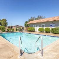 Oaks Mobile Home Community ico