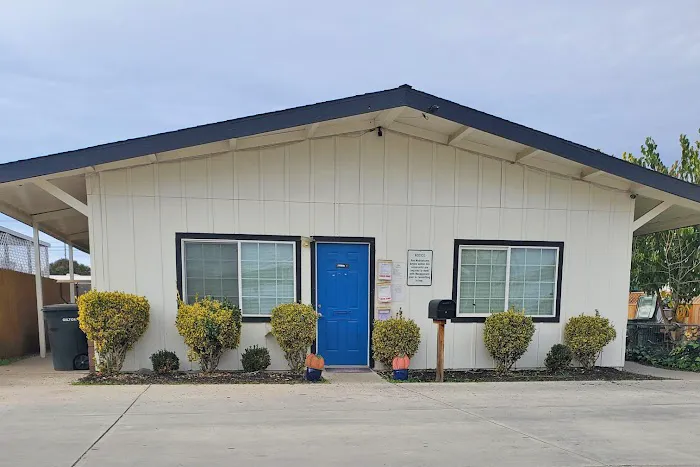 Holiday Manor Mobile Home Park Picture 1