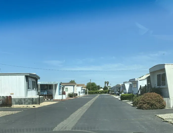 Sun Garden Mobile Home Village Picture 2