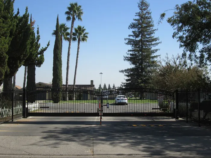 Country Squire Estates Mobile Home Park Picture 4