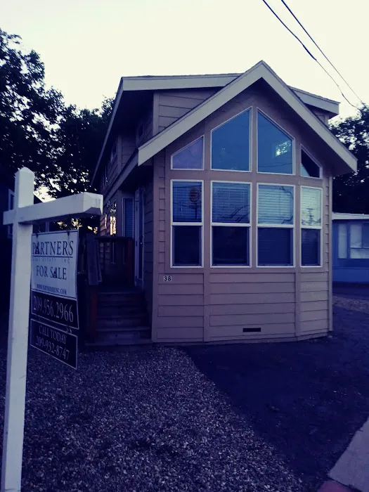 Shady Acres Mobile Home Park Picture 6