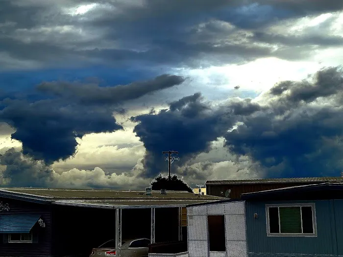 Double L Mobile Estates Picture 3