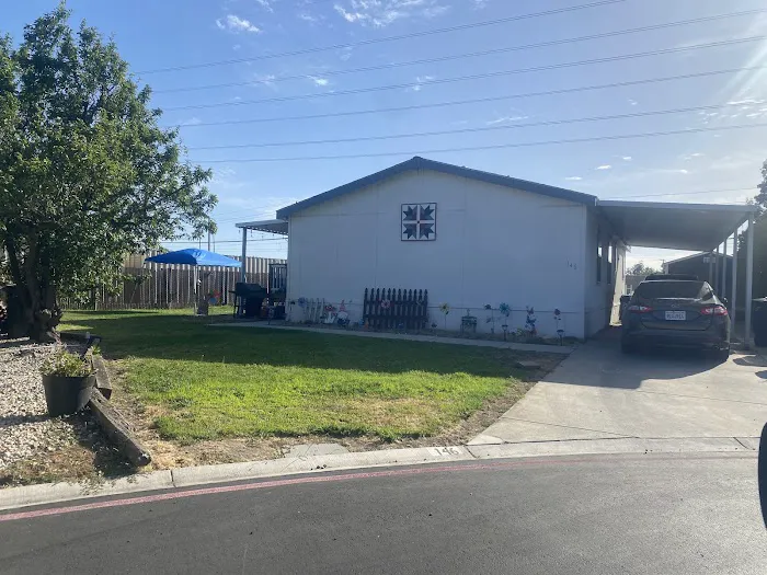 Brooke Meadow Community Picture 9