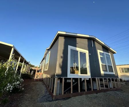 Capital Mobile Estates LLC