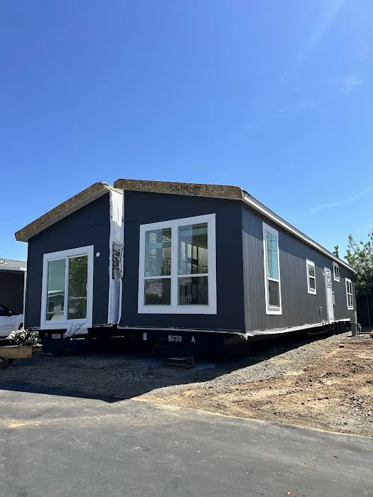 Capital Mobile Estates LLC Picture 5