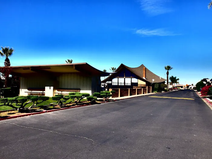 South Gate Mobile Estates Picture 8