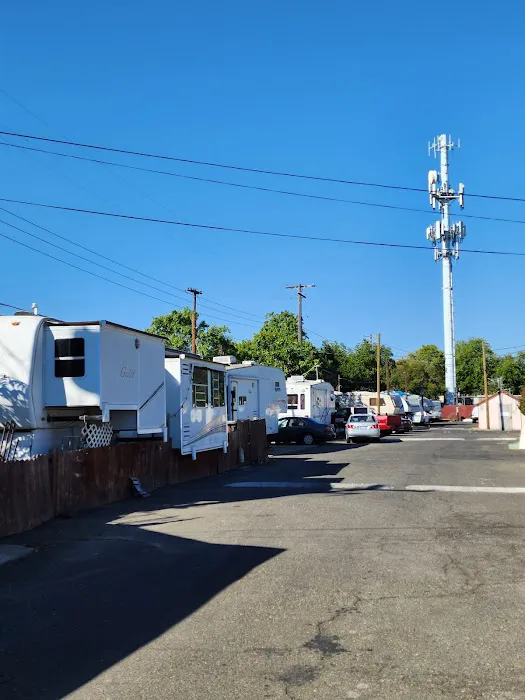 Rucker Apartments & RV Picture 7